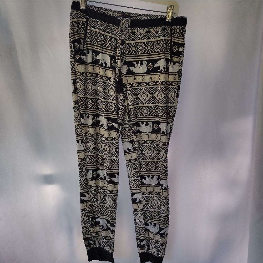 No Boundaries pants 